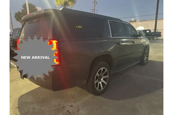 $22991 : Chevrolet Suburban 2017 4x4 image 2