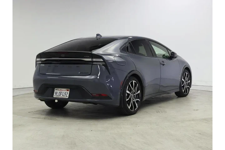 $33998 : Toyota Prius Prime 2024 XSE image 8