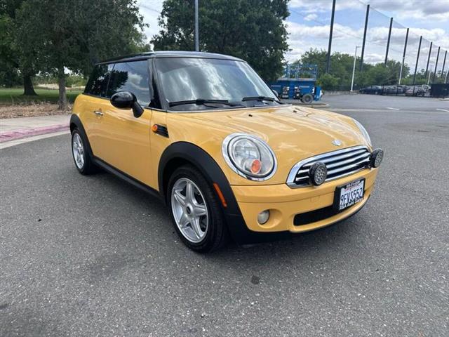 $6750 : 2007 MINI Cooper image 2