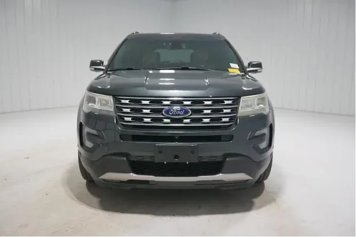 $17700 : Ford Explorer 2016 AWD Limit image 2