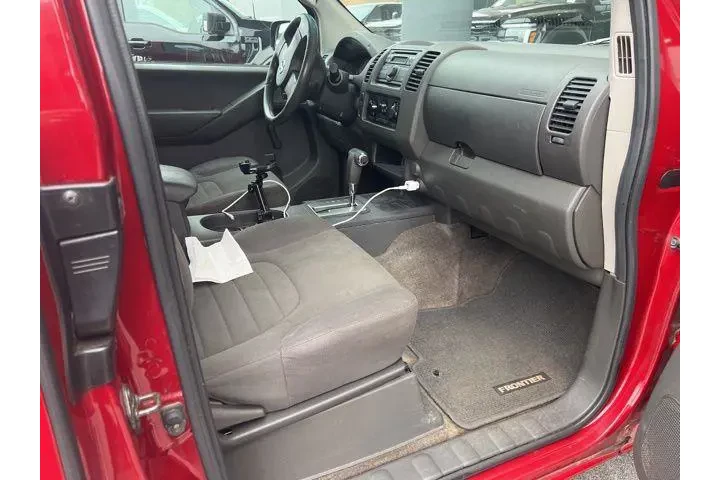 $10000 : Nissan Frontier 2011 4x2 S 4 image 5