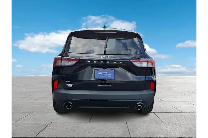 $18997 : Ford Escape 2022 SE 4dr SUV image 5