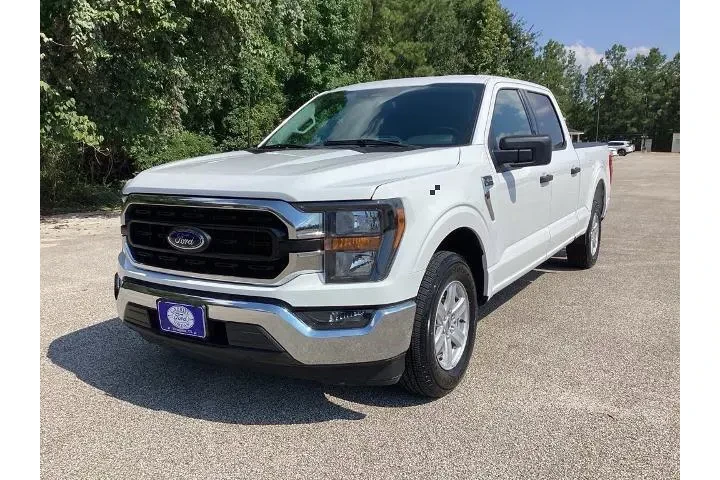 $27356 : Ford F-150 2023 4x2 XLT 4dr image 3