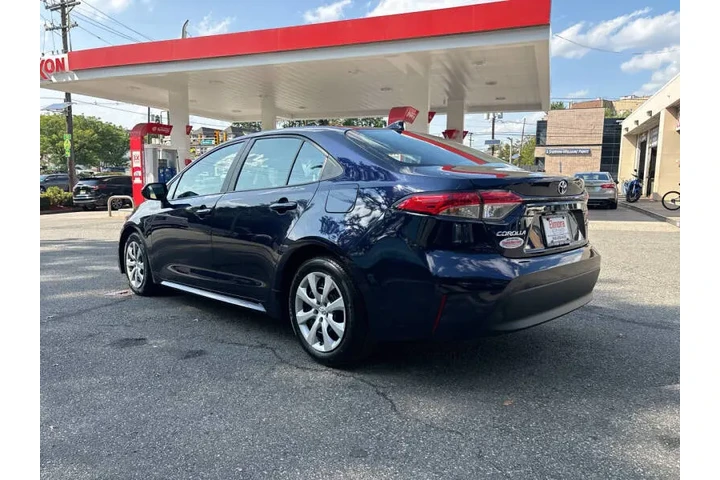 $19750 : 2023 Corolla LE image 5