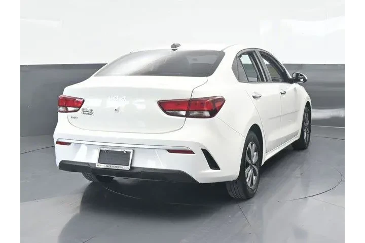 $12991 : Kia Rio 2022 S 4dr Sedan image 5