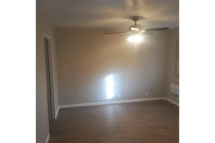 $1695 : 2bed. 1bath image 4