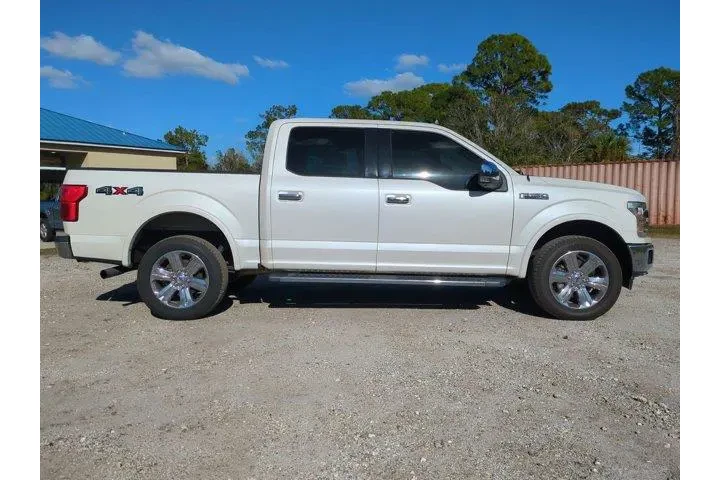 $33450 : Ford F-150 2019 4x4 Lariat 4 image 3