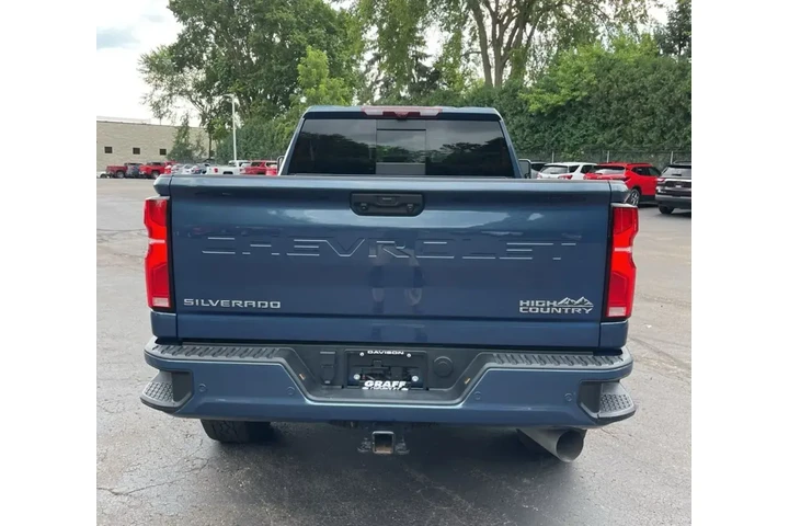 $70777 : Chevrolet Silverado 2500HD 2 image 6