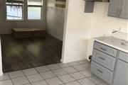 $2400 : Fully Remodeled Unit thumbnail