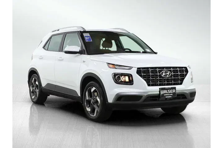 $23499 : Hyundai VENUE 2026 SEL 4dr C image 7