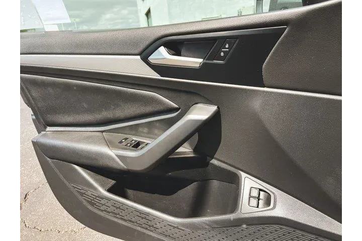 $19997 : Volkswagen Jetta 2021 SE 4dr image 9