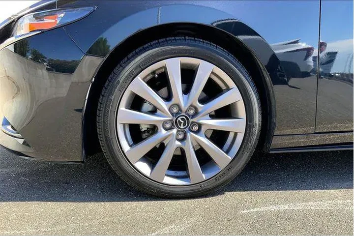 $23985 : Mazda Mazda3 Sedan 2022 AWD image 9