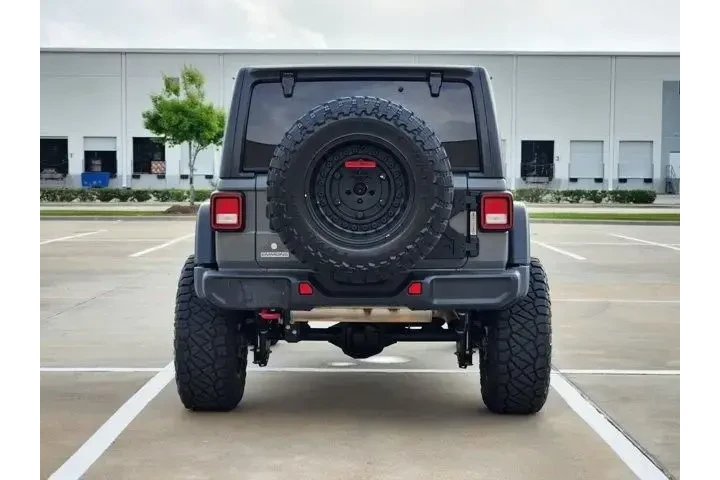 $37969 : Jeep Wrangler Unlimited 2020 image 6