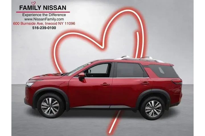 $33707 : Nissan Pathfinder 2024 AWD S image 6