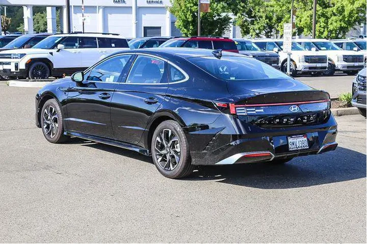 $24991 : Hyundai SONATA 2024 AWD SEL image 2