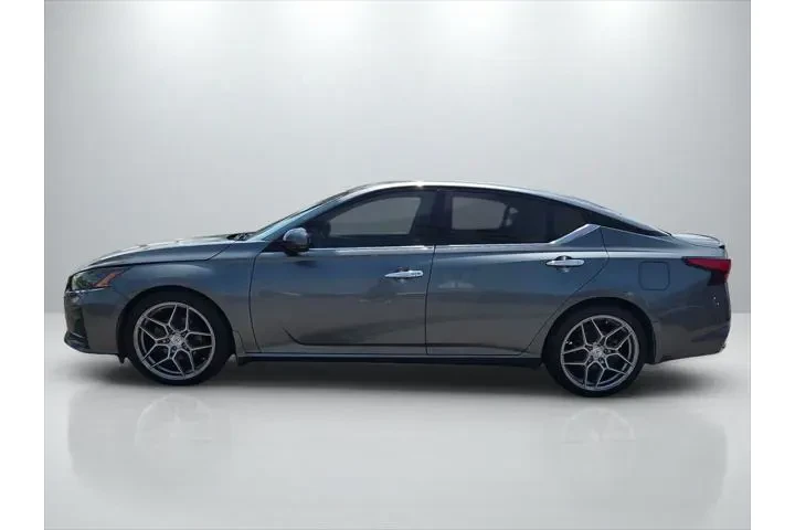 $24999 : Nissan Altima 2023 2.5 SL 4d image 8