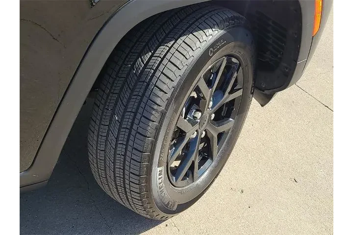 $39009 : Jeep Grand Cherokee L 2025 4 image 7