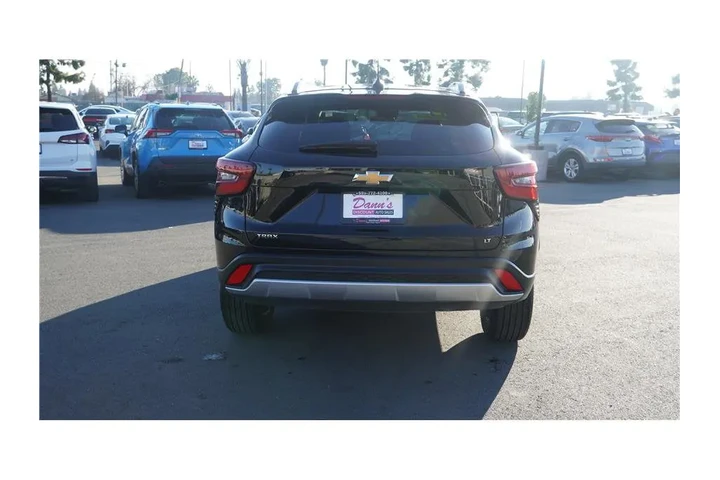 $21984 : 2025 Trax LT image 7