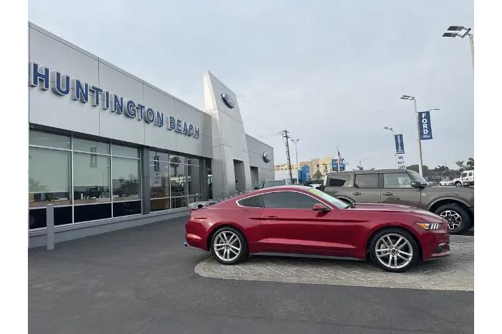 $15977 : Ford Mustang 2016 EcoBoost P image 3