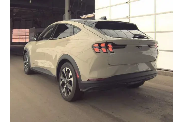 $27499 : Ford Mustang Mach-E 2025 AWD image 8