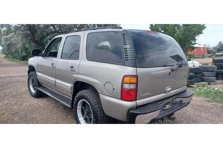$5995 : 2003 GMC Yukon SLE image 5
