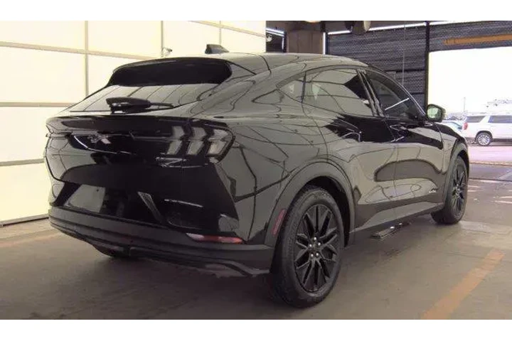 $32991 : Ford Mustang Mach-E 2025 AWD image 5