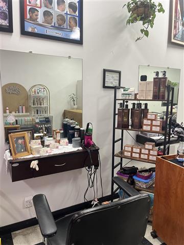 Salon image 4