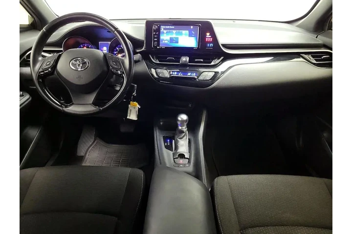 $16998 : Toyota C-HR 2018 XLE 4dr Cro image 9