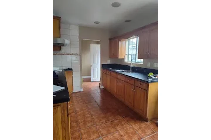 SOUTHGATE HERMOSA CASA image 5