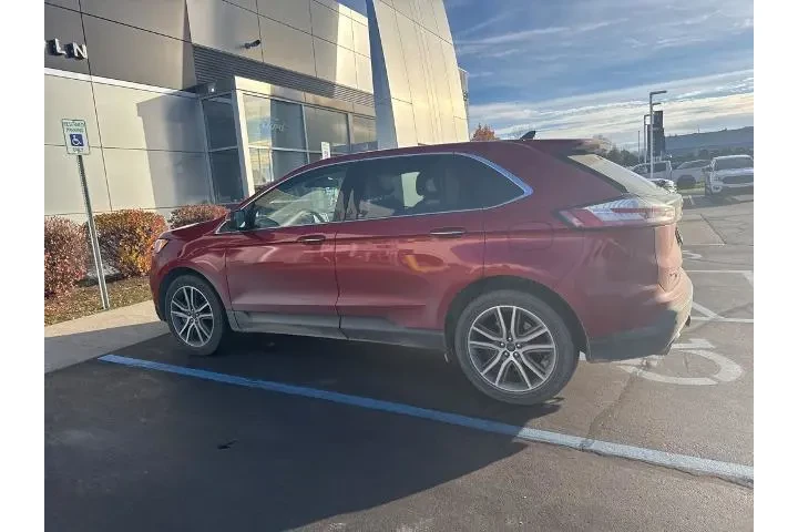 $27588 : Ford Edge 2022 AWD Titanium image 8
