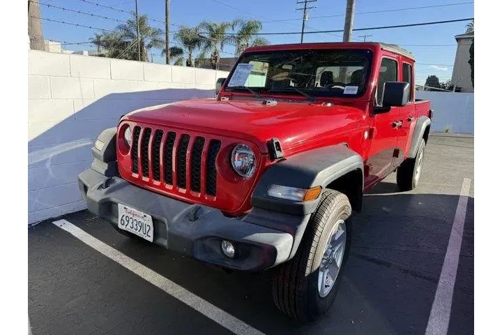 $22600 : Jeep Gladiator 2020 4x4 Spor image 2