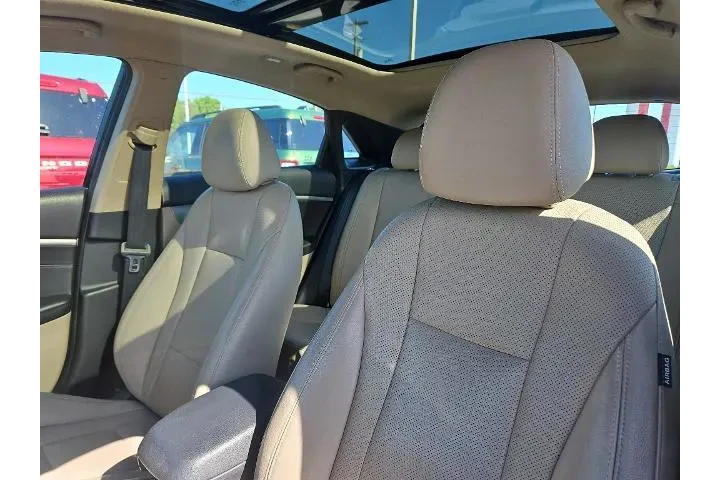 $7999 : Hyundai ELANTRA GT 2013 4dr image 9