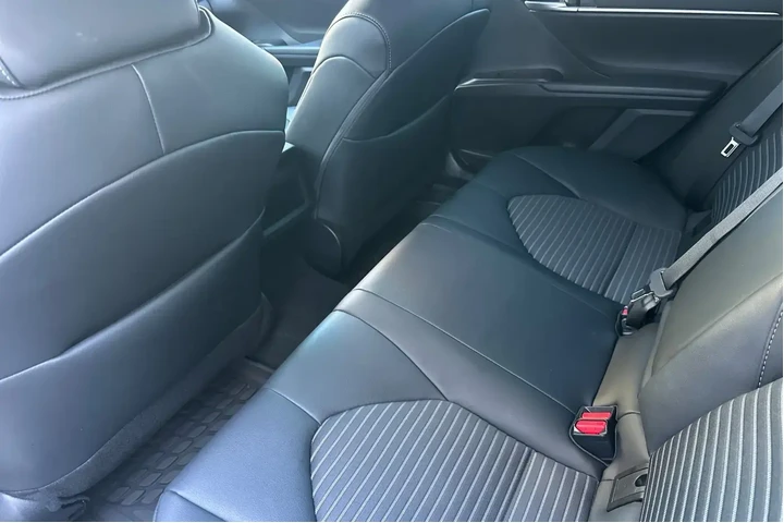 $24300 : Toyota Camry 2024 SE 4dr Sed image 8