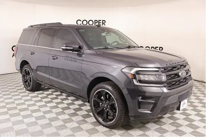$39820 : Ford Expedition 2022 4x2 Lim image 1