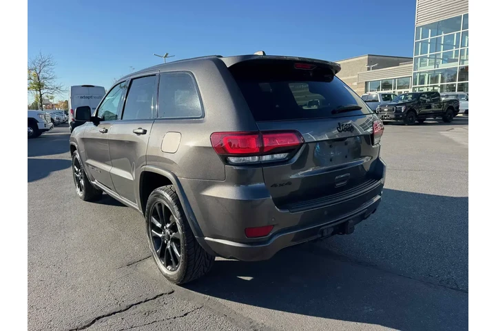 $24311 : Jeep Grand Cherokee 2021 4x4 image 5