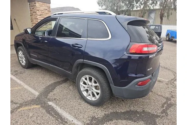 $6888 : Jeep Cherokee 2015 4x4 Latit image 4