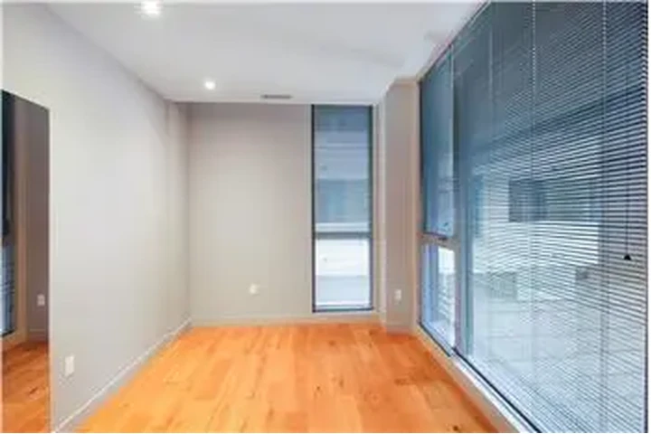 $4800 : Rental property with 5 bedro image 8