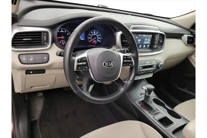 $15998 : Kia Sorento 2020 AWD S V6 4d image 9
