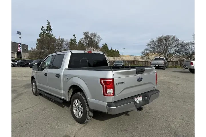 $19000 : Ford F-150 2015 4x2 XLT 4dr image 3