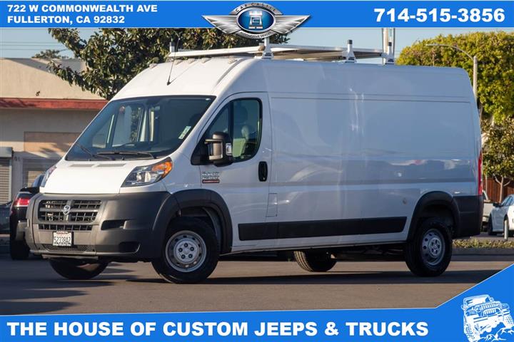 2017 ProMaster Cargo Van image 1