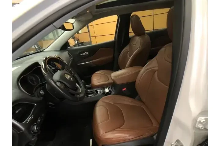 $18416 : Jeep Cherokee 2019 4x4 Overl image 10