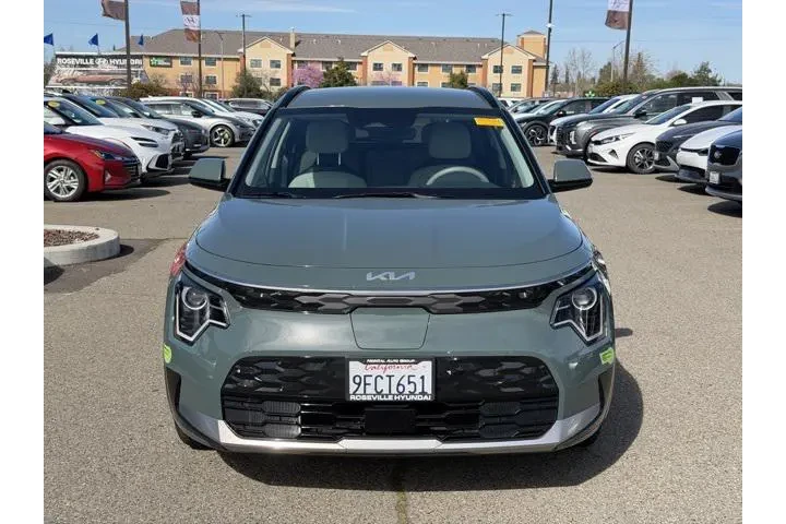$17992 : Kia Niro EV 2023 Wind 4dr Cr image 5