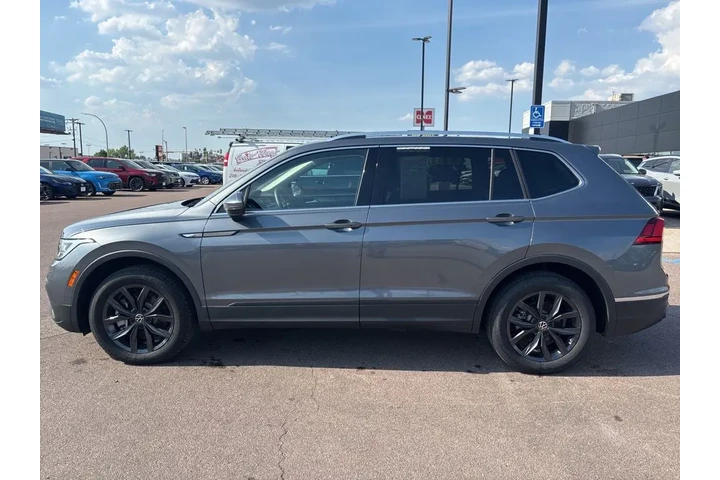 $29998 : 2024 Tiguan 2.0T SE image 8
