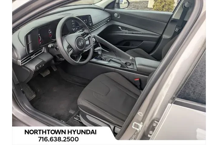 $18433 : Hyundai ELANTRA 2023 SEL 4dr image 10