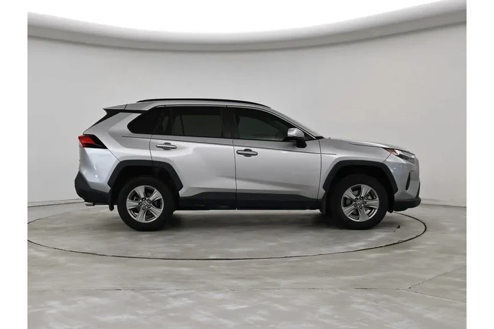 $25998 : Toyota RAV4 2022 XLE 4dr SUV image 7