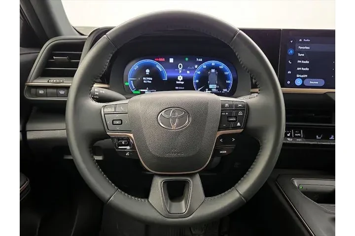 $32998 : Toyota Crown 2023 AWD XLE 4d image 10