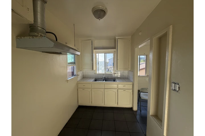 $1600 : Apartmento de Renta image 2
