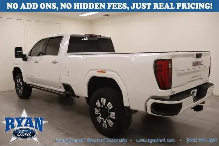 GMC Sierra 2500HD 2024 4x4 D image 3