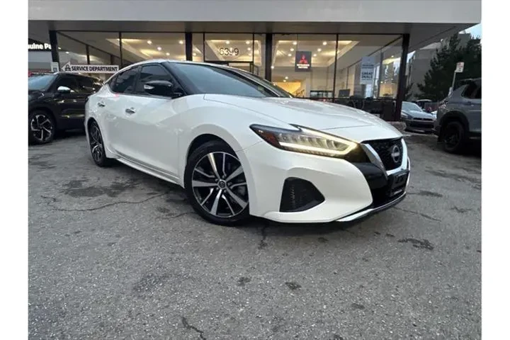 $26498 : Nissan Maxima 2023 3.5 SV 4d image 2