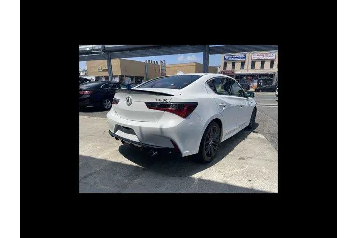 $22999 : Acura ILX 2022 4dr Sedan w/P image 6